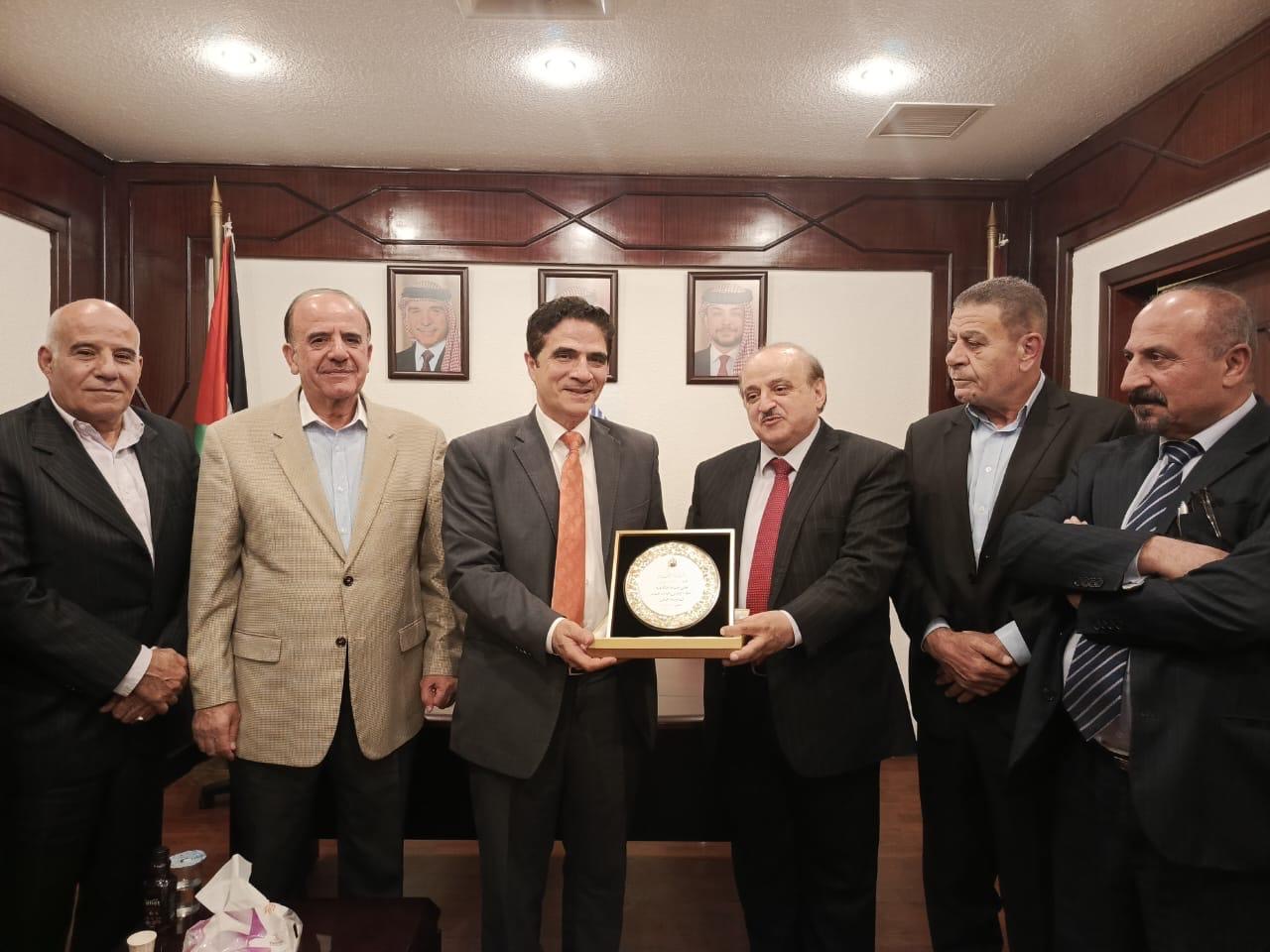 في ندوة سياسية بحزب البناء الوطني " الضفة الغربية كانت اردنية عند احتلالها