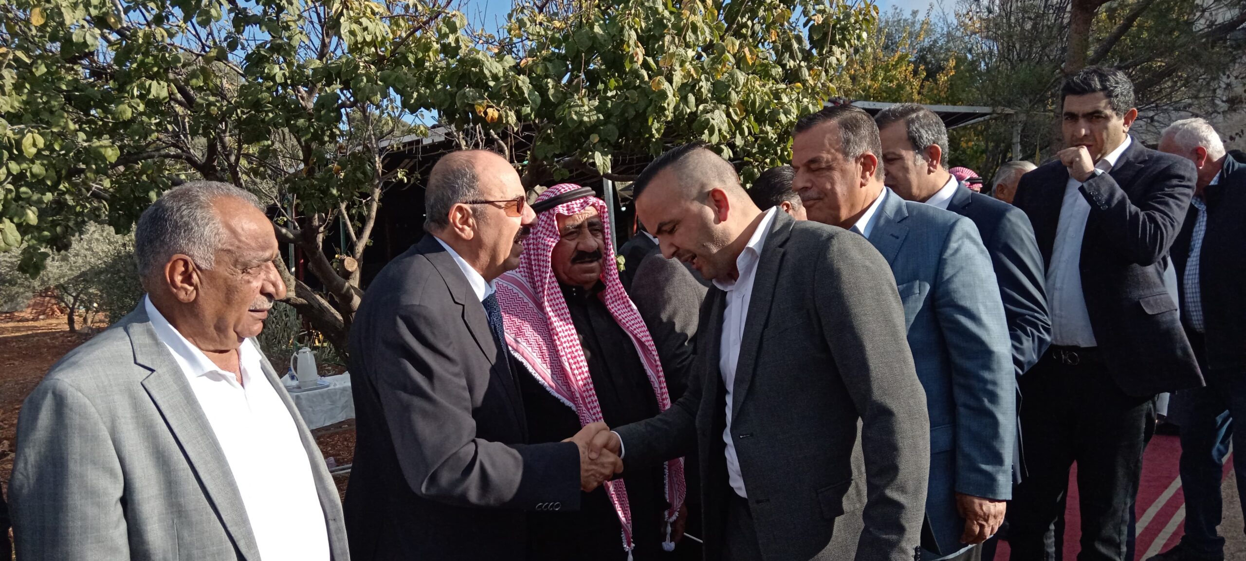 عشائر العواملة تحتفي باللواء محمد باشا العواملة في مدينة السلط