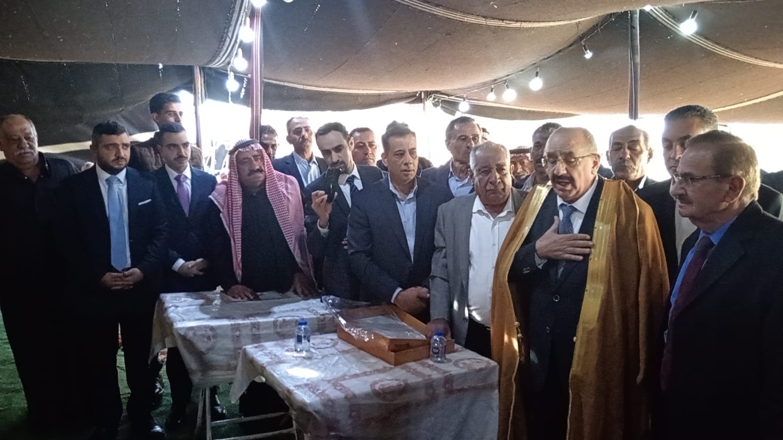 عشائر العواملة تحتفي باللواء محمد باشا العواملة في مدينة السلط
