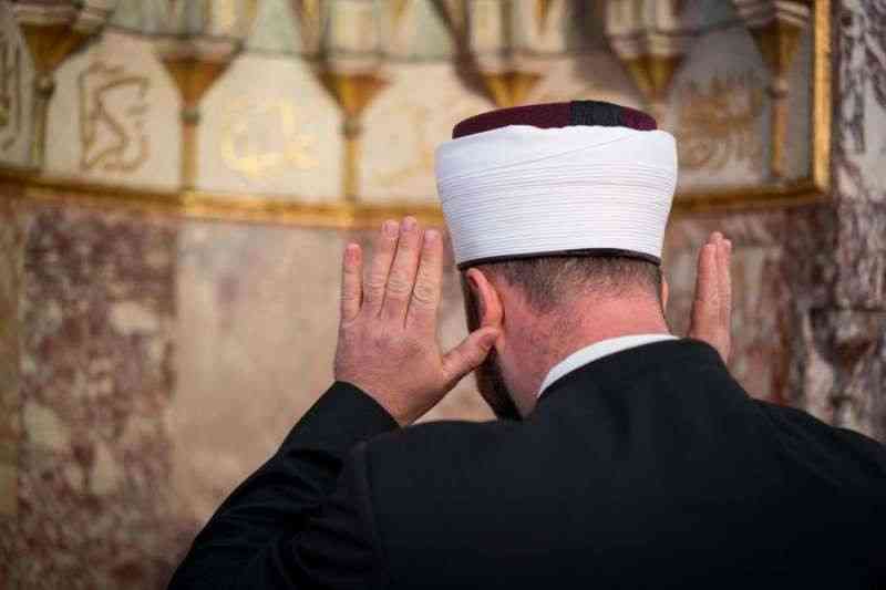 مقابلات في وزارة الأوقاف لوظيفة إمام .. أسماء