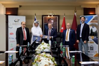 مذكرة تفاهم بين جامعة عمان الأهلية والأكاديمية العربية للسمع والتوازن