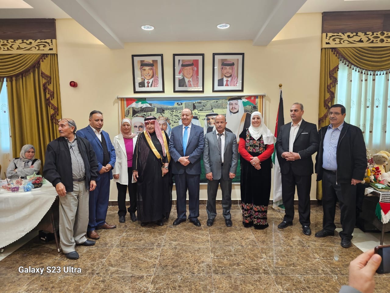 بازار نشميات الكرك بنادي المتقاعدين العسكريين
