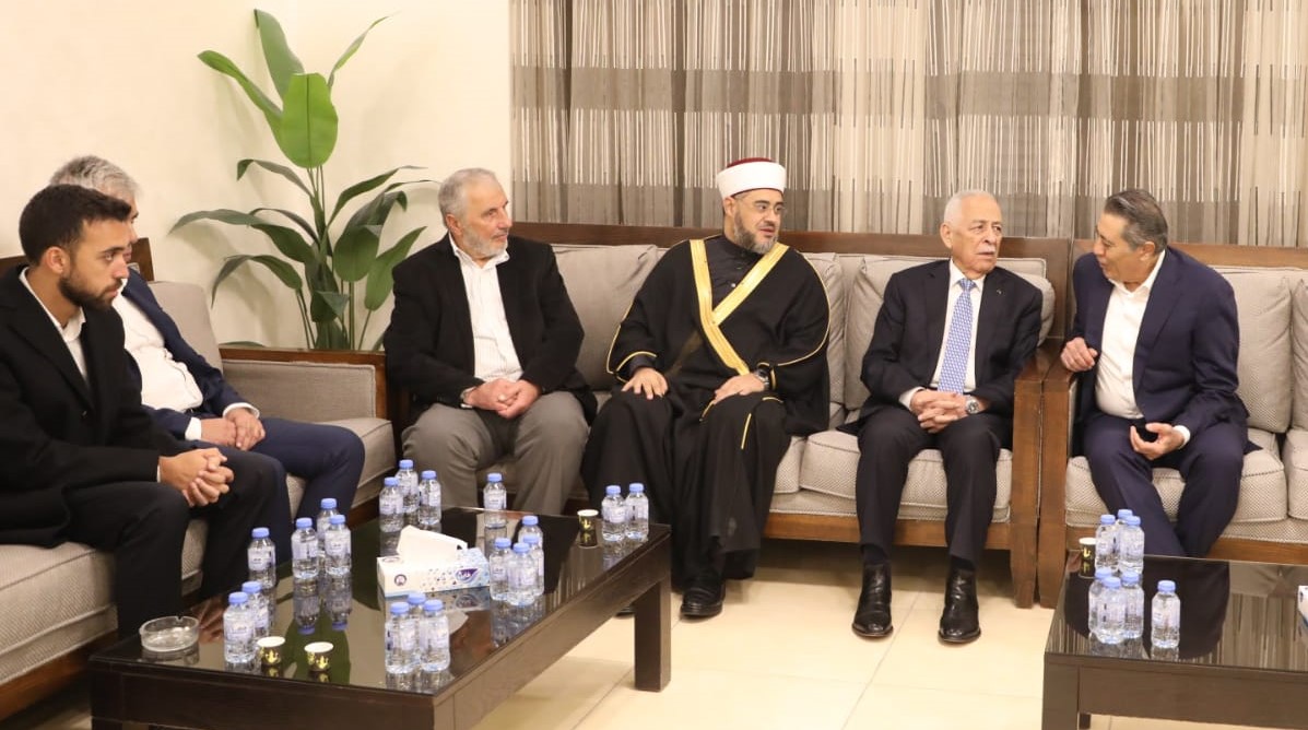 عاجل| مندوبا عن الملك وولي العهد.. العيسوي يعزي المقابلة وسيف والعربيات والدباس
