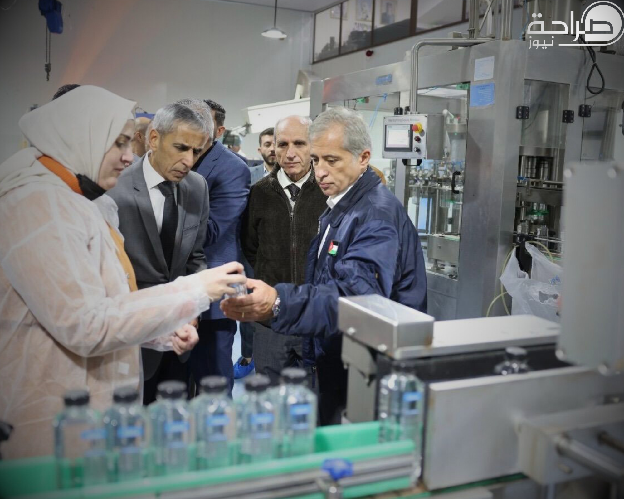 بالصور ... حسان يؤكِّد دعم الحكومة للتوسُّع في الاستثمارات القائمة في مدينة السَّلط الصناعيَّة لزيادة فرص العمل ووصول صادراتها لأسواق خارجية