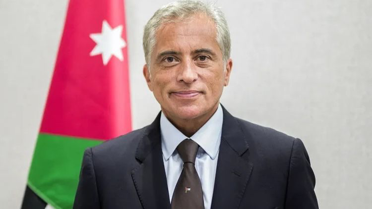 عاجل | حسان: الحكومة ملتزمة بتنفيذ توجيهات الملك بالتعاون مع الأعيان