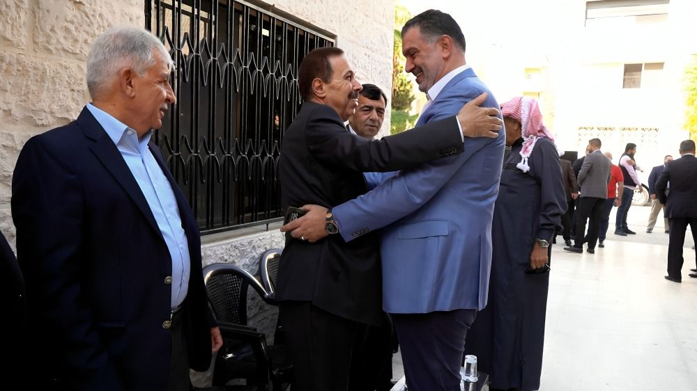 قيادات ونواب حزب إرادة يكرمون أمينهم العام البطاينة
