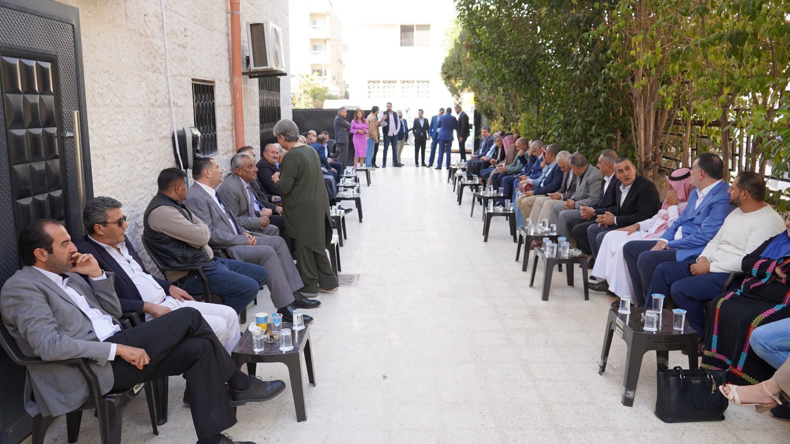 قيادات ونواب حزب إرادة يكرمون أمينهم العام البطاينة