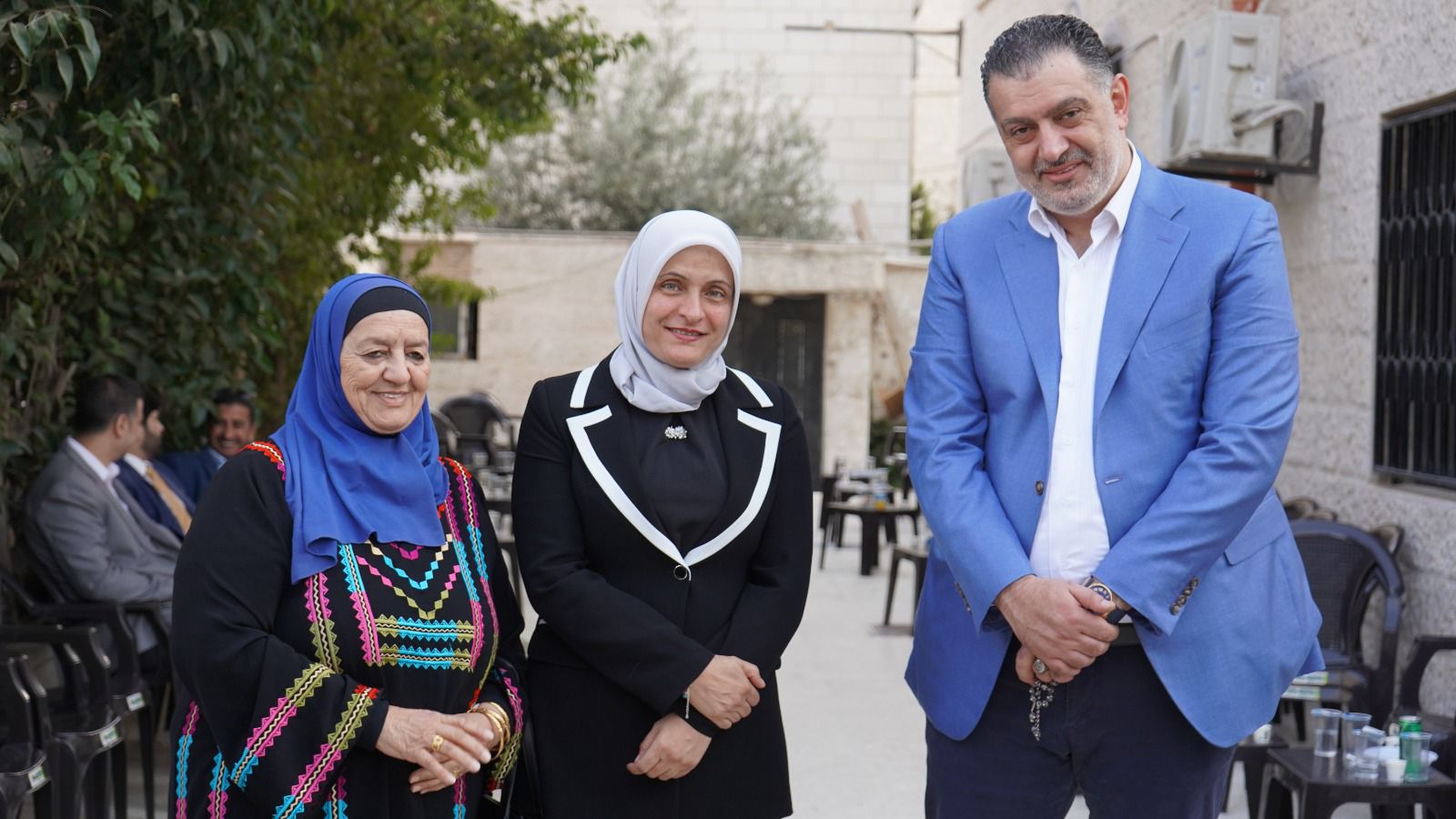 قيادات ونواب حزب إرادة يكرمون أمينهم العام البطاينة
