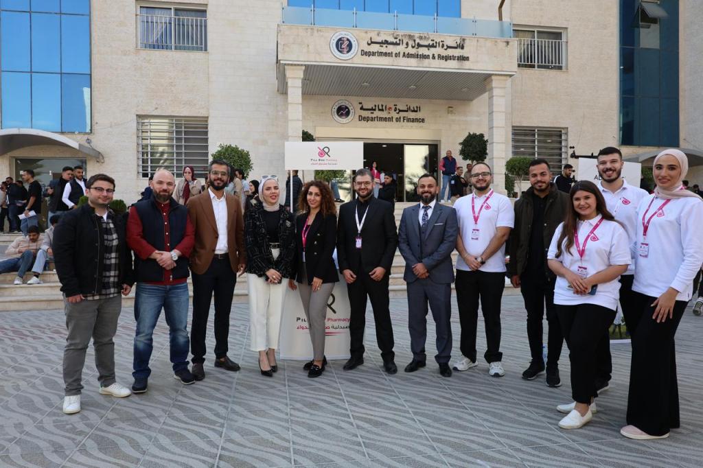 صورة حول : "صيدلة "عمان الأهلية تعقد ورشة عمل بالتعاون مع صيدليات صندوق الدواء حول العناية بالبشرة والأمراض الجلدية "صيدلة "عمان الأهلية تعقد ورشة عمل بالتعاون مع صيدليات صندوق الدواء حول العناية بالبشرة والأمراض الجلدية