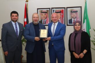 البزايعة يحاضر في جامعة البترا عن "خطاب المحبة في السيرة النبوية"