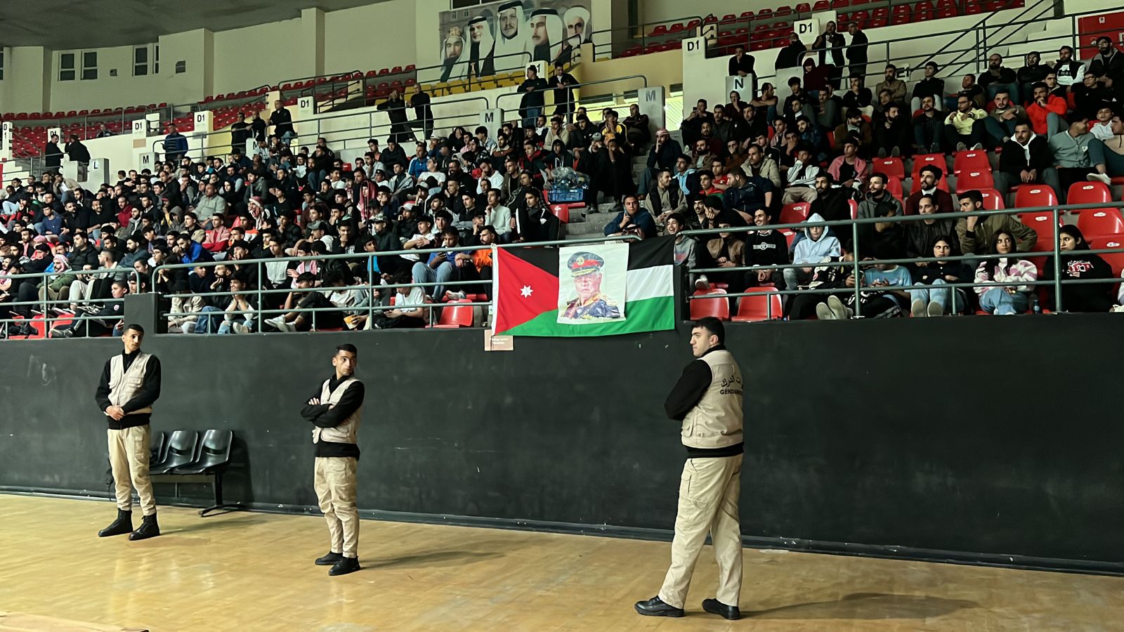 منتخبنا الوطني يفرط بالنقاط الثلاث أمام الكويت (صور)