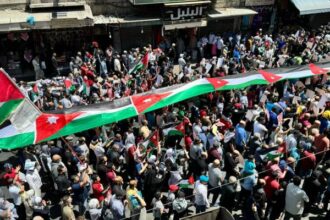 مسيرة حاشدة في عمّان تنديداً بالعدوان الإسرائيلي ودعماً للقضية الفلسطينية