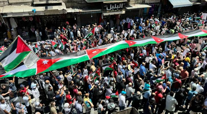 مسيرة حاشدة في عمّان تنديداً بالعدوان الإسرائيلي ودعماً للقضية الفلسطينية