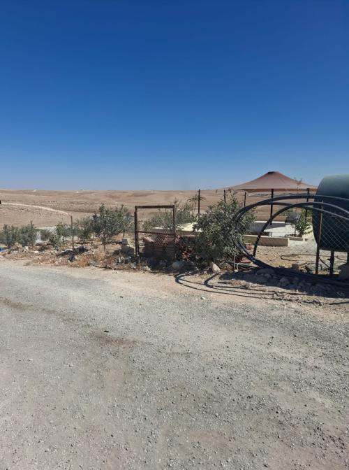 مواطنو وادي العش يطلبون من جلالة الملك التدخل لوقف هدم منازلهم