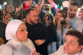 محمد هنيدي يحتفل بخطبة ابنته فريدة