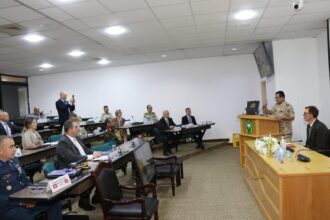 انطلاق دورة الملحقين العسكريين في كلية الدفاع الوطني الأردنية.