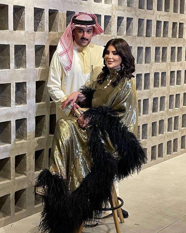“إلهام الفضالة تصاب بإنفلونزا الخنازير بعد انتقالها من شهاب جوهر”