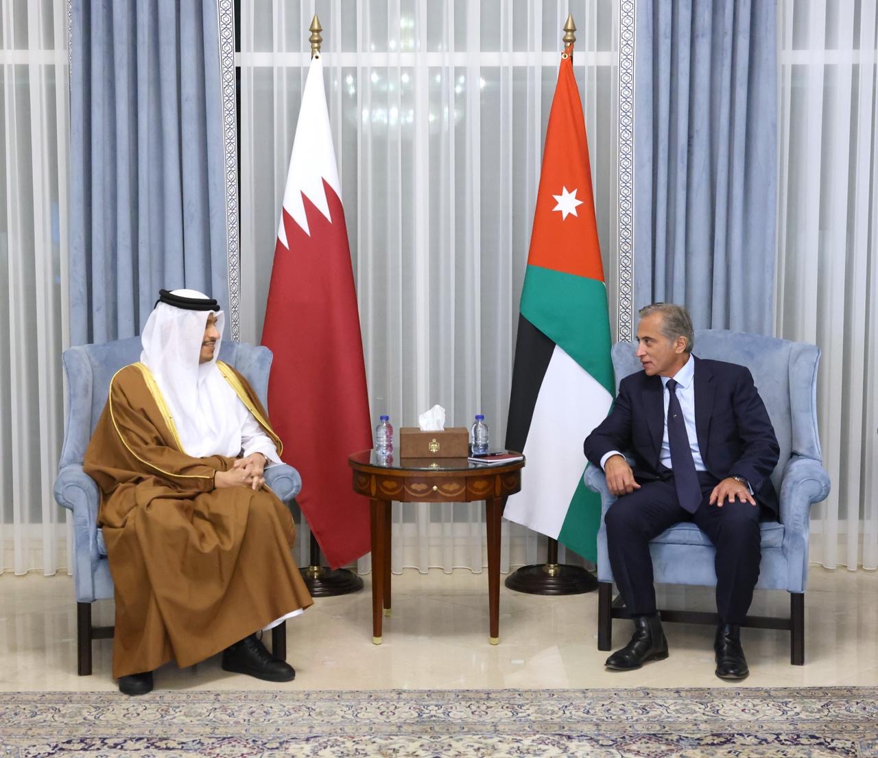 حسان وآل ثاني يبحثان تعزيز التعاون الثنائي
