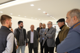 “ابو السمن يزور مشروع حفظ المقتنيات الأثرية