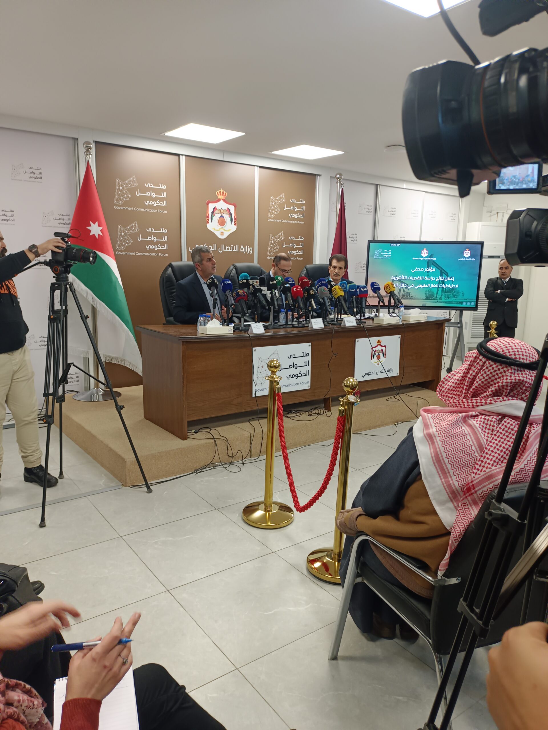 عاجل || الخرابشة : اكتشفنا في حقل غاز الريشة وفق سيناريو متوسط 11.9 تريليون قدم مكعب