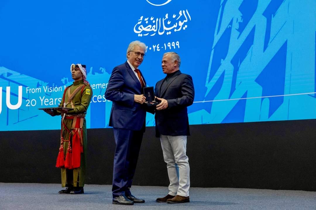 بالفيديو...الملك يفتتح مجمع التكنولوجيا والبحث والابتكار في الجامعة الألمانية الأردنية