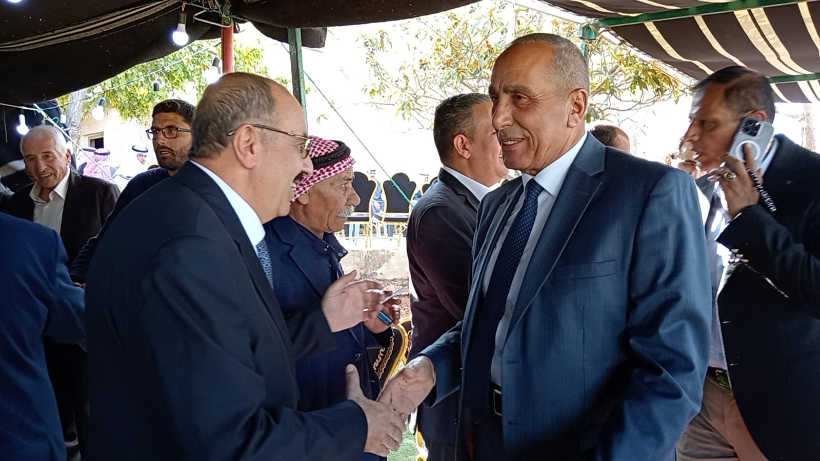 عشائر العواملة تحتفي باللواء محمد باشا العواملة في مدينة السلط