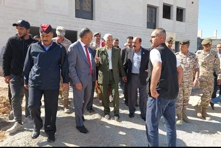 رئيس الديوان الملكي يتفقد مشاريع مبادرات ملكية في محافظتي معان والطفيلة (فيديو و صور)