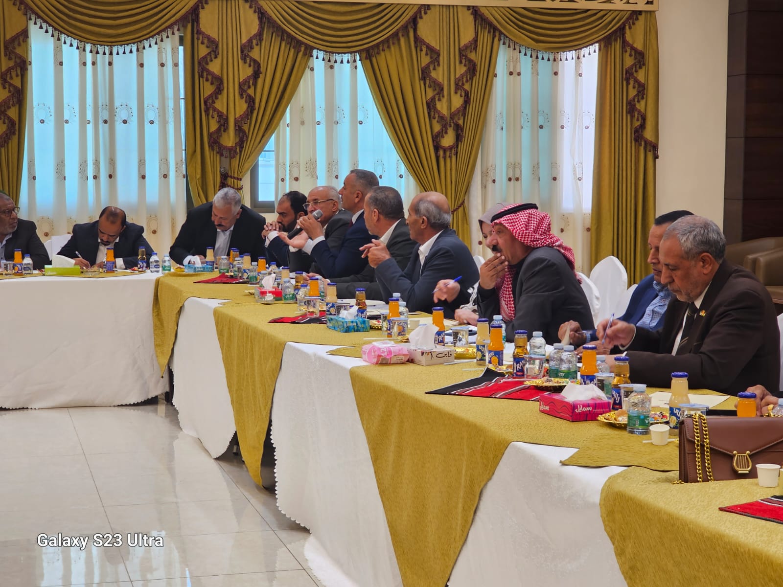 لقاء تشاوري بين مجلس محافظة الكرك ونواب المحافظة