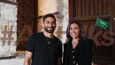 ما حقيقة ارتباط دينا الشربيني بأنس بوخش
