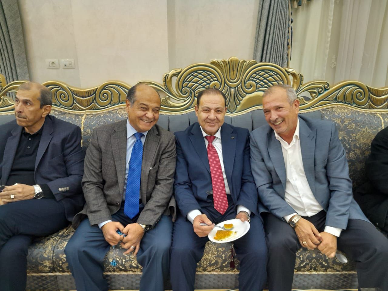 البحري يولم بمناسبة زفاف نجله م ليث