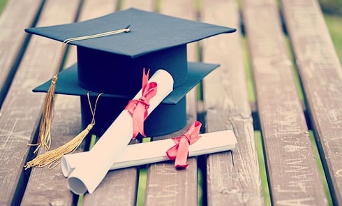 الأونروا تعلن عن منح جامعية محتملة للطلبة في الأردن
