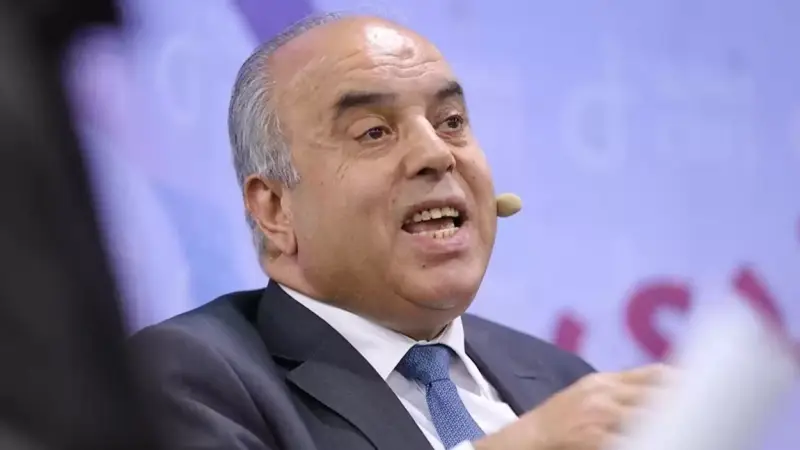 "محافظة" يستعرض إنجازات الوزارة وخطط تطوير التعليم أمام النواب
