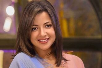الفنانة المصرية منى الفاروق تعلن عن إصابتها بشلل المعدة