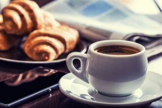 دراسة حديثة : القهوة الصباحية تطيل العمر