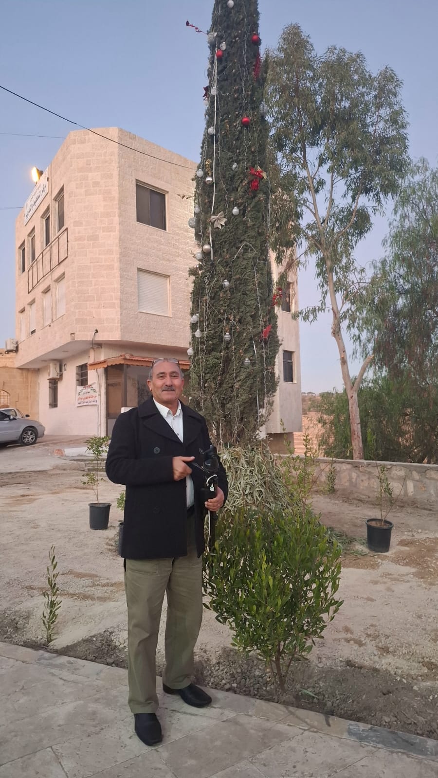 صورة حول : المعايطة يضييء شجرة عيد الميلاد مساء اليوم عند الدائرة الثقافية المعايطة يضييء شجرة عيد الميلاد مساء اليوم عند الدائرة الثقافية