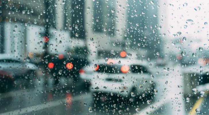 أجواء باردة نسبياً مع احتمالية سقوط أمطار غزيرة في بعض المناطق