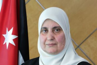 تمديد دوام جمرك الزرقاء لتخليص المركبات الكهربائية
