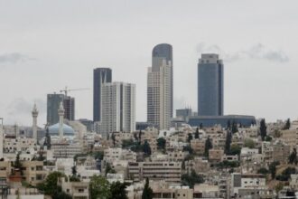 تتأثر المملكة بكتلة هوائية باردة وانخفاض ملموس على درجات الحرارة