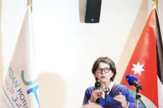 لقاء موسع في البتراء بحضور الوزيرة عناب لمناقشة الواقع السياحي