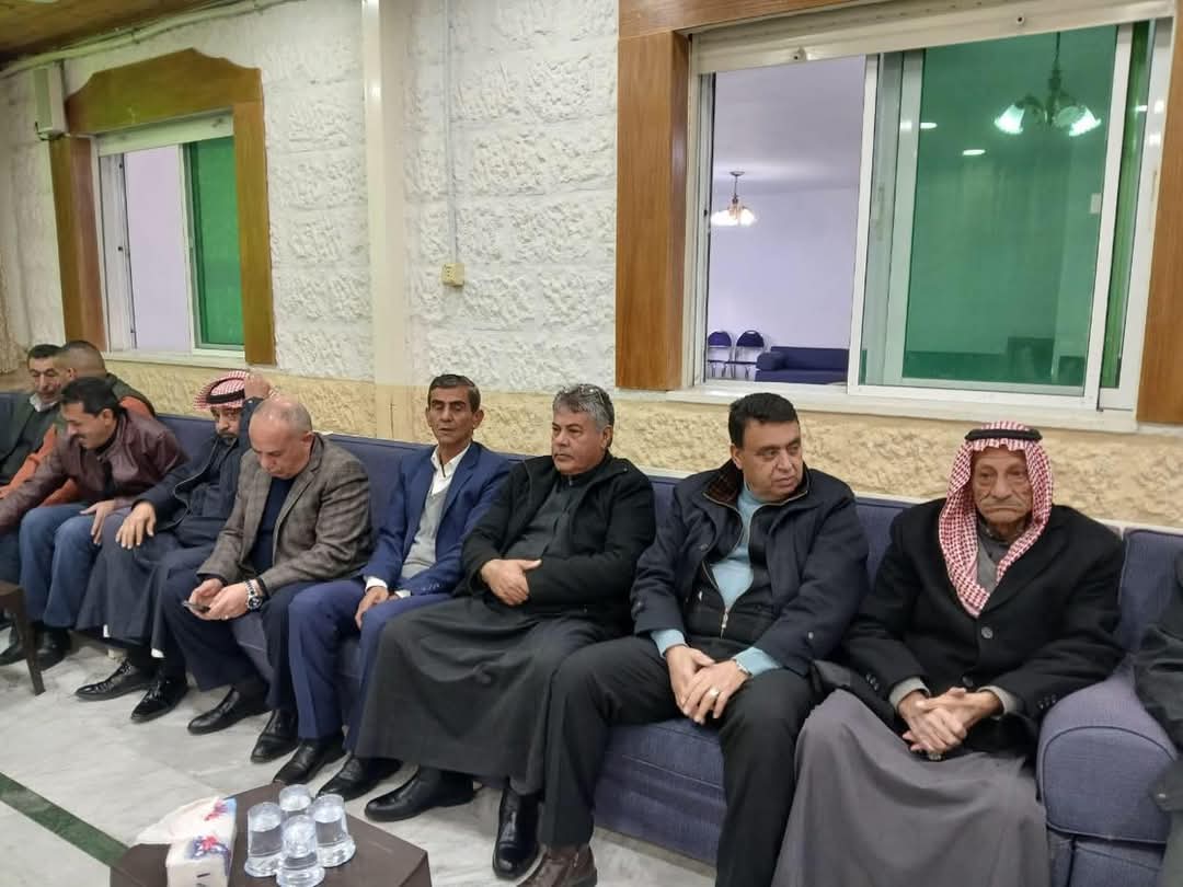 صورة حول : ديوان عشيرة المحيسن في عمان يستقبل جاهة من وجهاء العجارمة ديوان عشيرة المحيسن في عمان يستقبل جاهة من وجهاء العجارمة