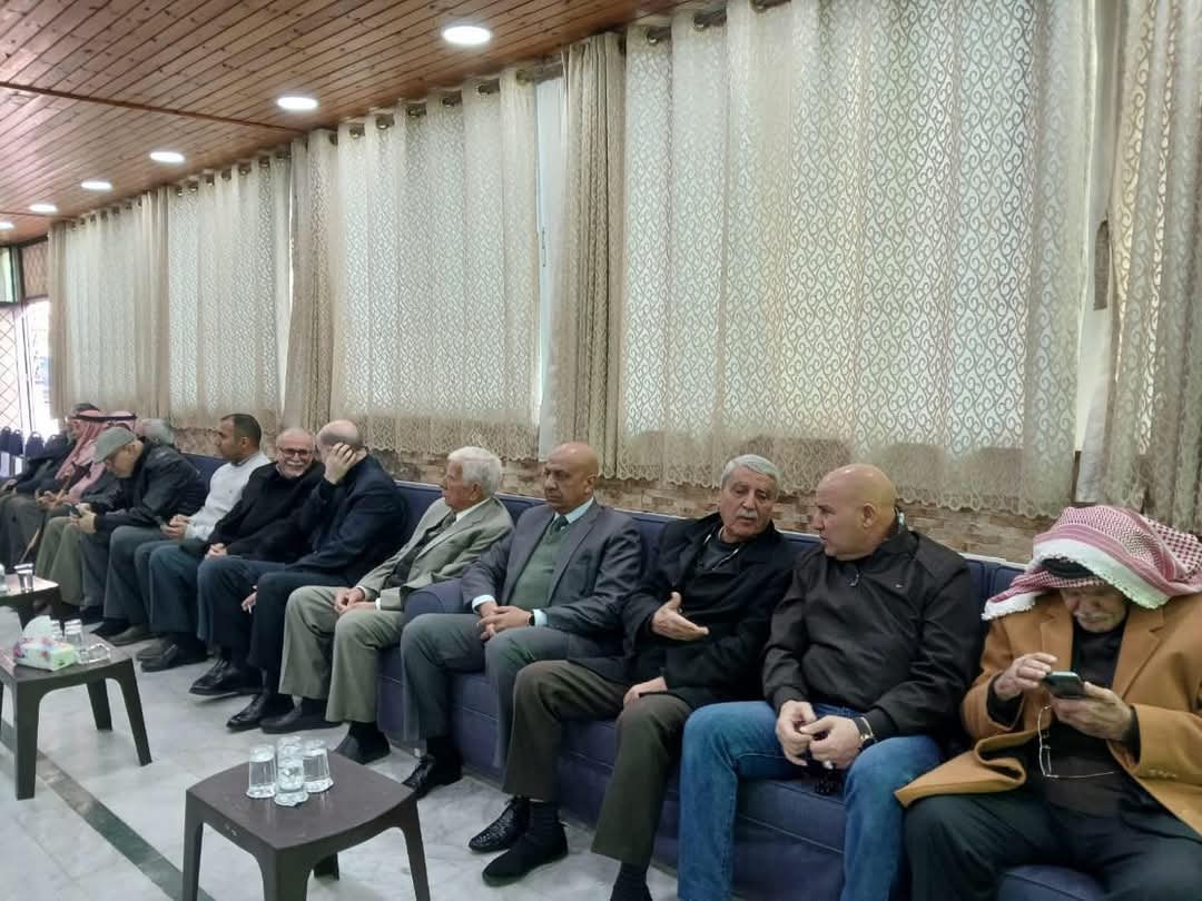 صورة حول : ديوان عشيرة المحيسن في عمان يستقبل جاهة من وجهاء العجارمة ديوان عشيرة المحيسن في عمان يستقبل جاهة من وجهاء العجارمة