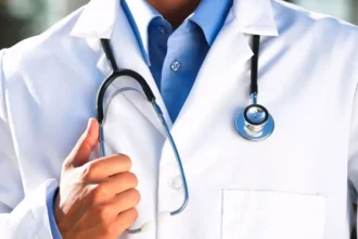 عاجل | أطباء القطاع الخاص يرفضون قرارا لنقابة الأطباء