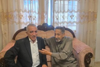 وزير الثقافة يزور الفنان "أبو الخير" للاطمئنان على صحته