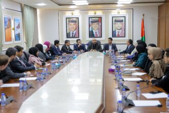 كتلة "اتحاد الأحزاب الوسطية "تلتقي شباب برنامج الزمالة البرلمانية