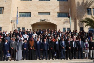 وزير الشباب يكرم الفائزين في مهرجان إبداعات طلبة الإعلام 2024 في جامعة الزرقاء