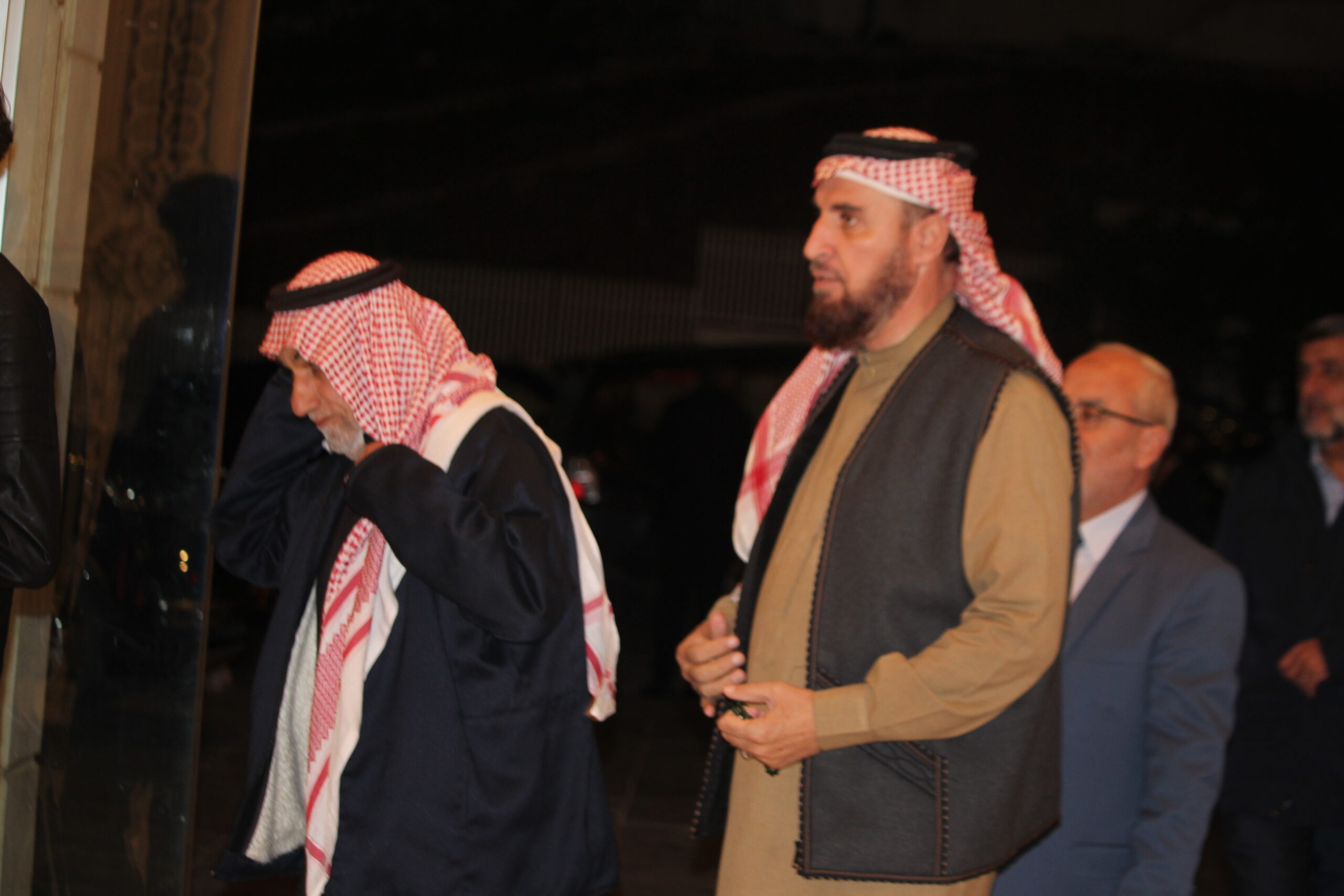 الخريسات والقنيبي نسايب .. نوفل طلب والقنيبي اعطى (صور)
