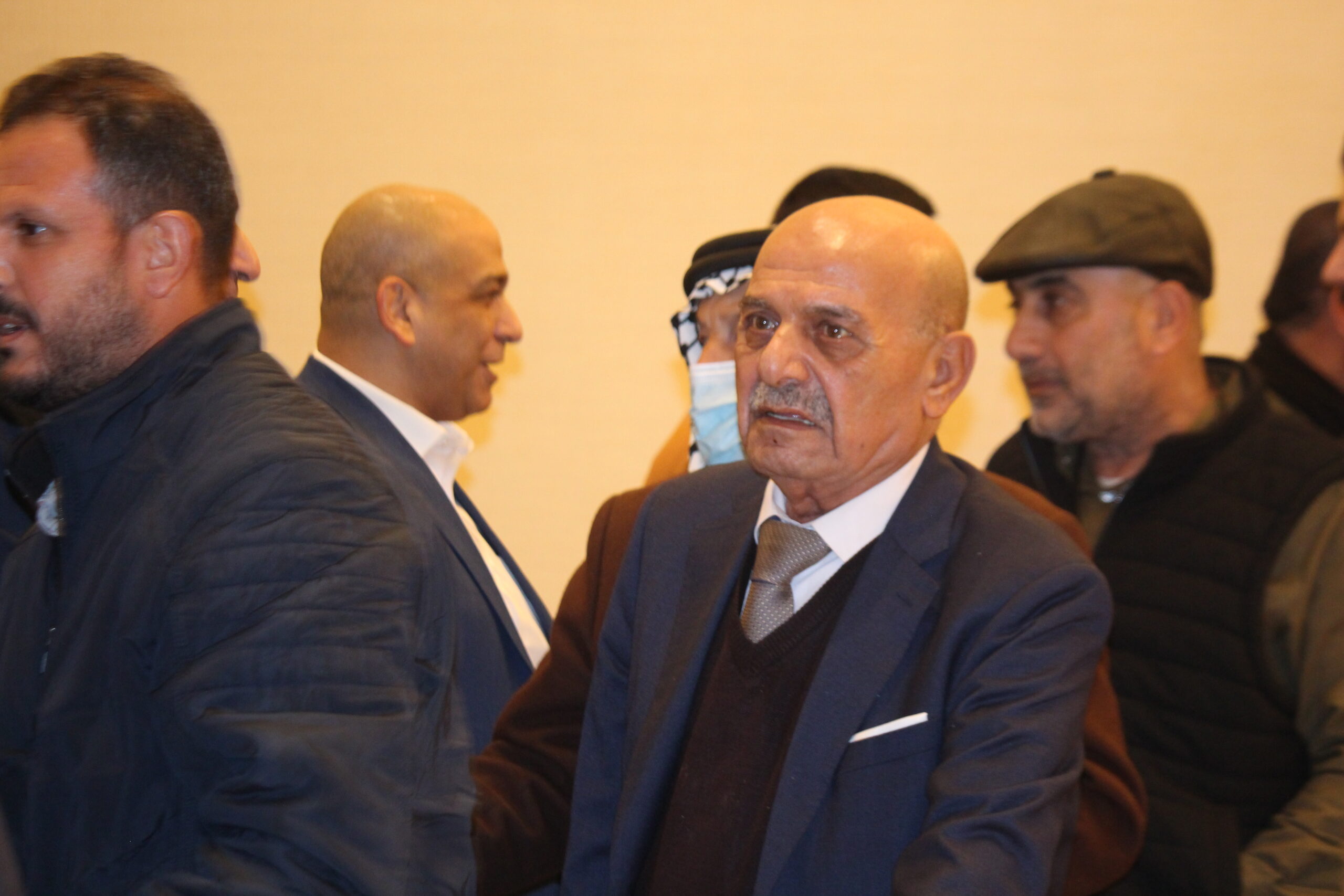 الخريسات والقنيبي نسايب .. نوفل طلب والقنيبي اعطى (صور)