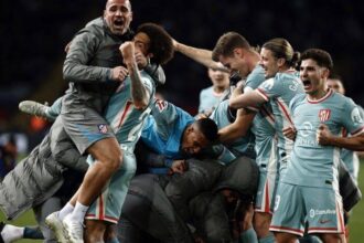 برشلونة" يعتلي منصات التواصل الاجتماعي بعد خسارته