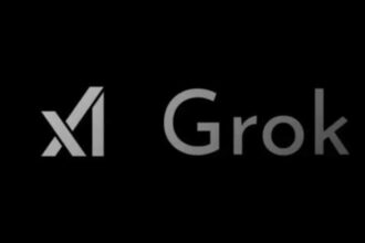 إكس تتيح استخدام الروبوت الذكي Grok مجانًا