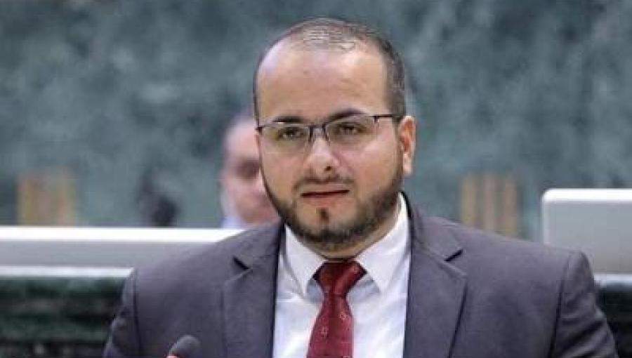 عاجل :الرياطي اطالب رئيس الوزراء جعفر حسان بالرحيل